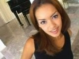 Snědá kráska Daisy Marie tě udělá