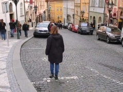 Turisté svou dovolenou v Praze proprcali